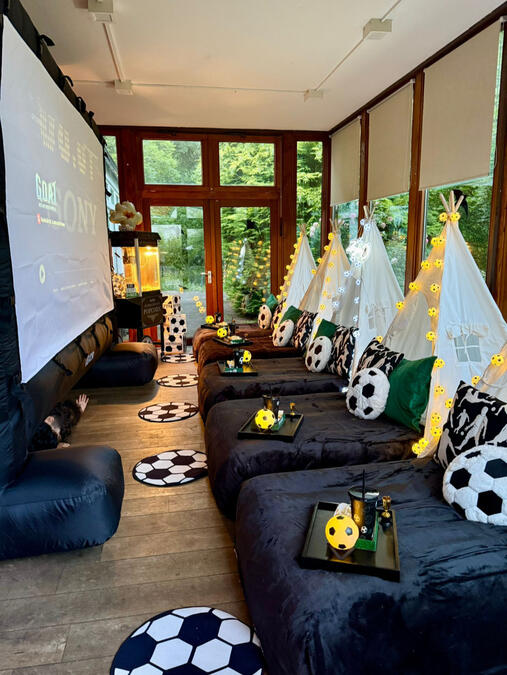 Thema Fußball Night